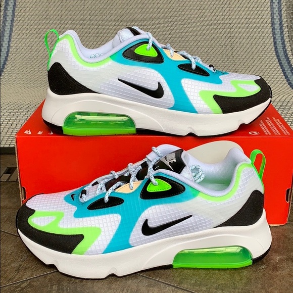 • NIKE AIR MAX 200 SE white/black-electric green M - Picture 12 of 16